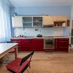 3-Br Central Residence